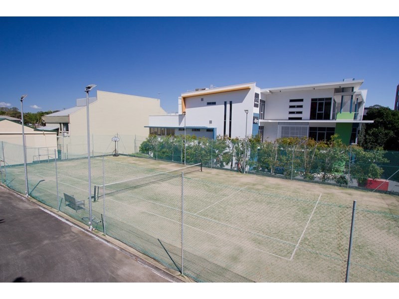 15E/10 Marine Parade, Southport QLD 4215