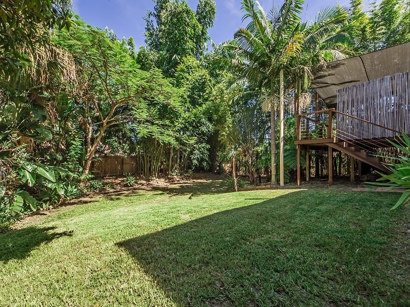 32 Cotlew Street, Southport QLD 4215