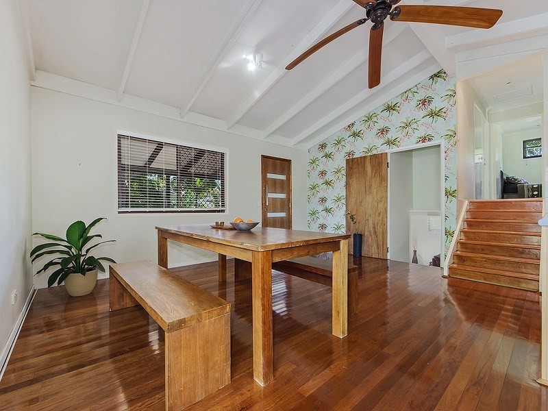 32 Cotlew Street, Southport QLD 4215