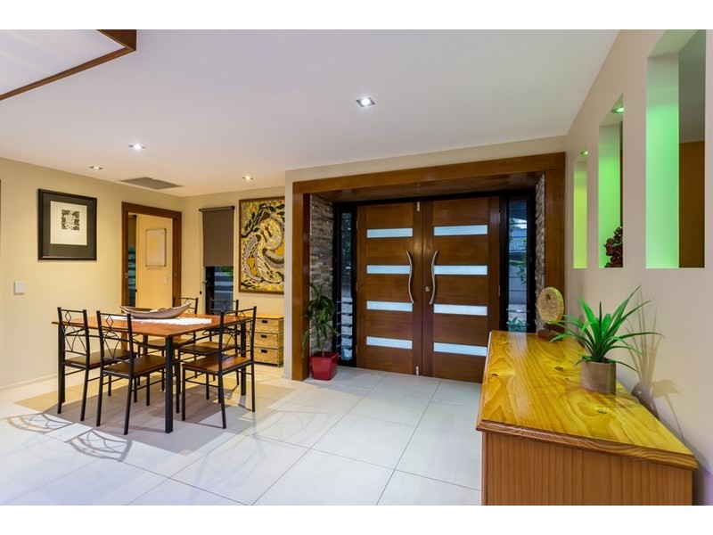 13 Ainsley Avenue, Ashmore QLD 4214