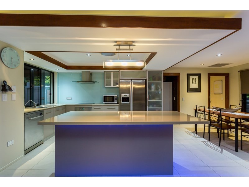 13 Ainsley Avenue, Ashmore QLD 4214