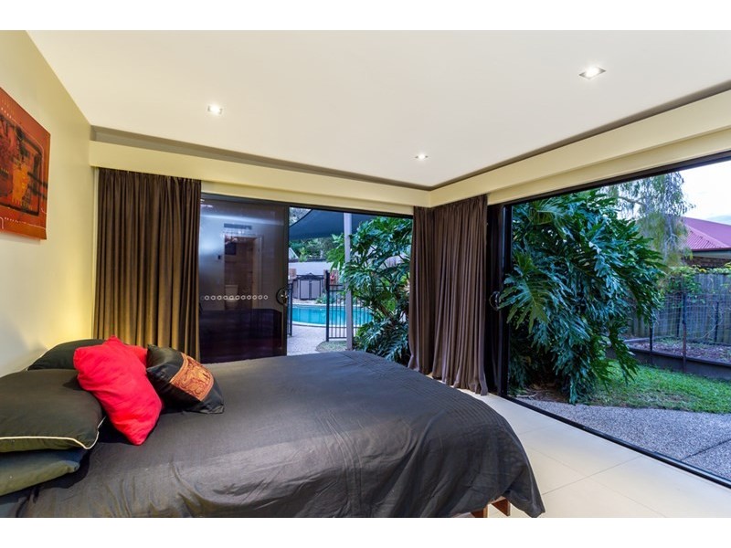 13 Ainsley Avenue, Ashmore QLD 4214