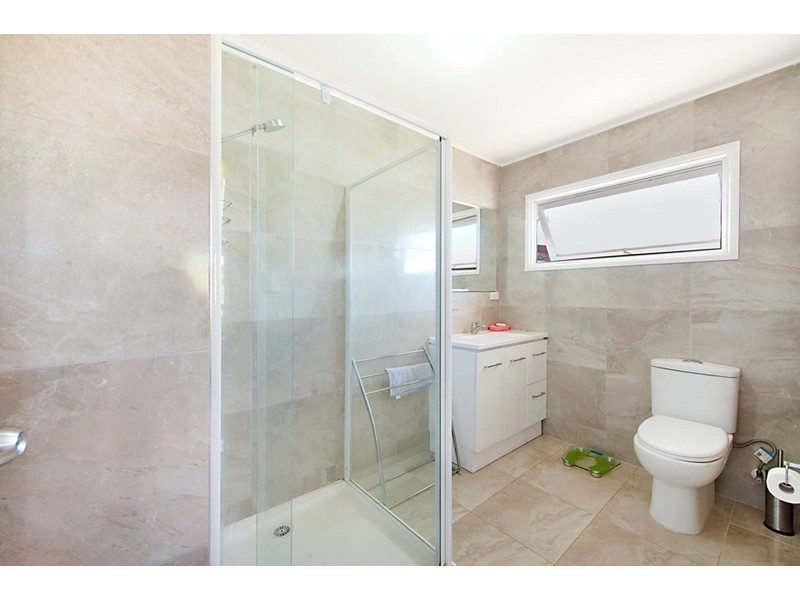 34 Geoffrey Avenue, Southport QLD 4215