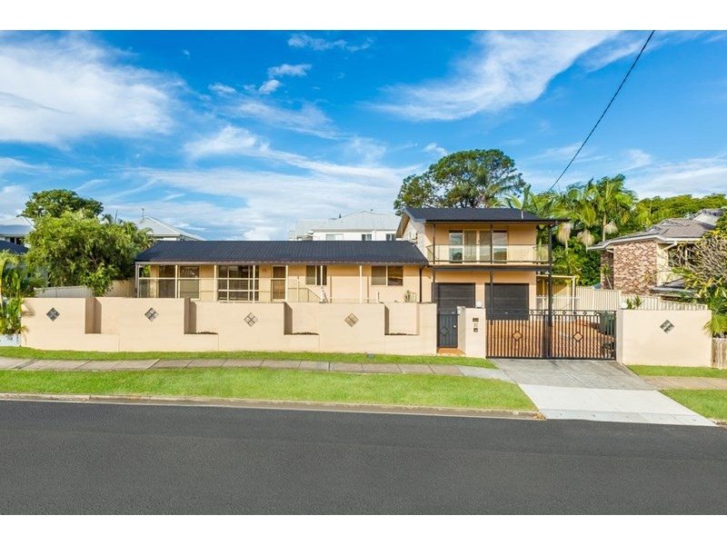 16 Ward Street, Southport QLD 4215