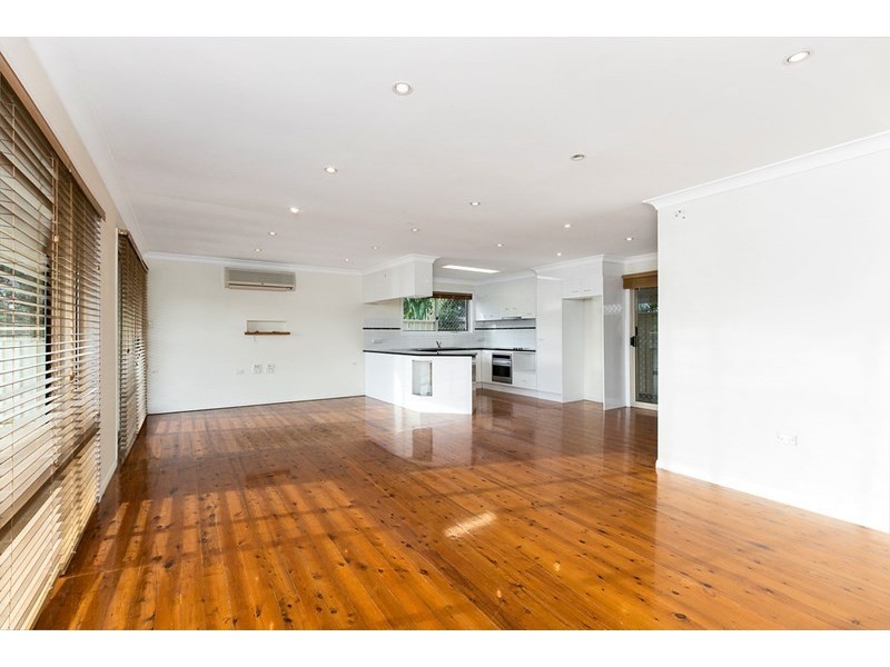 16 Ward Street, Southport QLD 4215