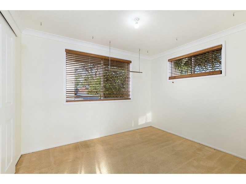 16 Ward Street, Southport QLD 4215