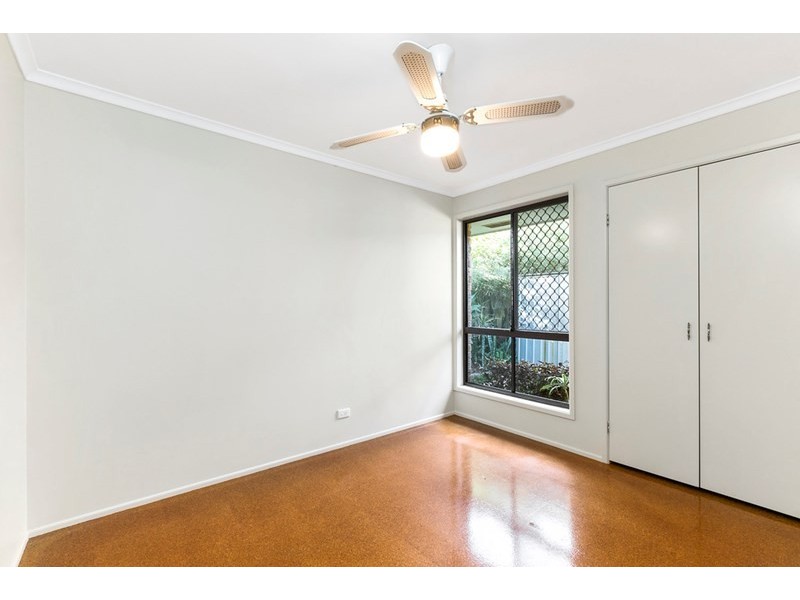 2/47 Usher Avenue, Labrador QLD 4215