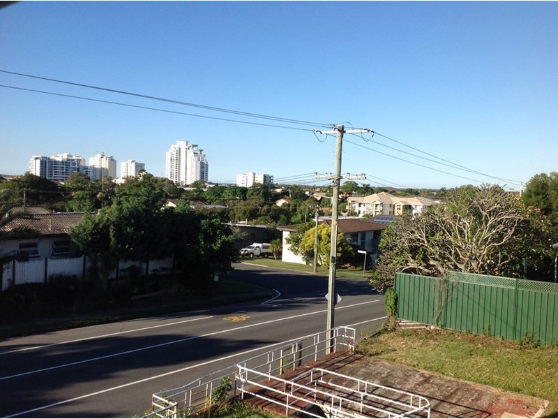 48 Central Street, Labrador QLD 4215