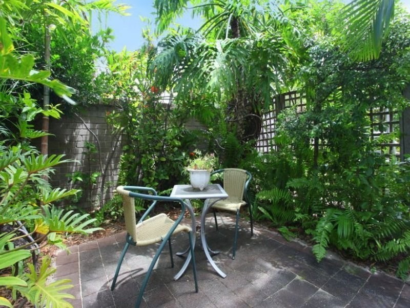 3 Andrews Street, Southport QLD 4215