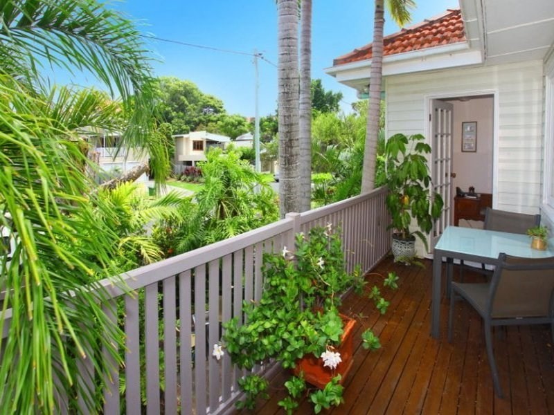 3 Andrews Street, Southport QLD 4215