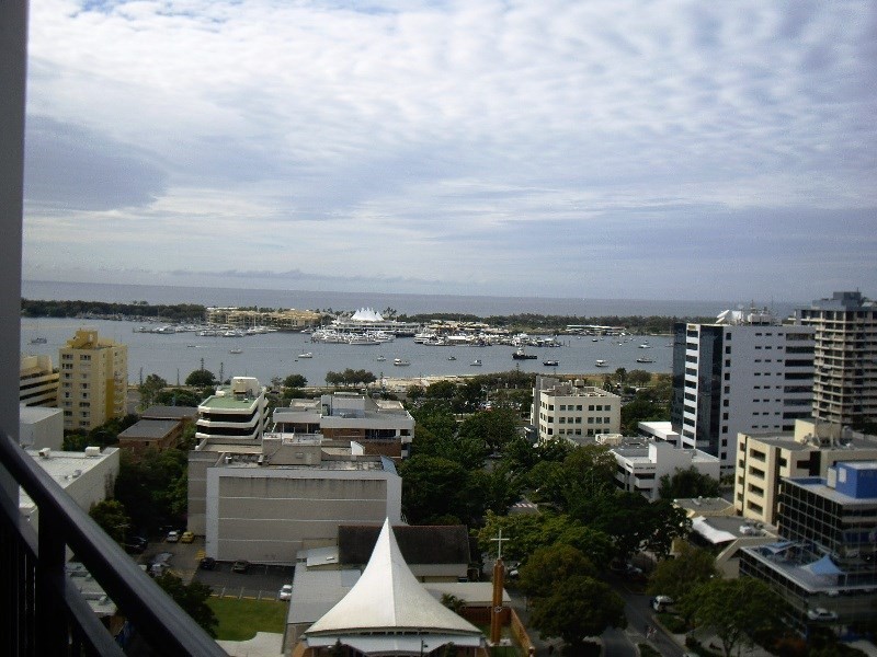 21102/5 Lawson Street, Southport QLD 4215