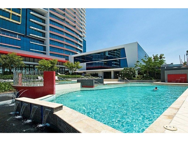 21102/5 Lawson Street, Southport QLD 4215