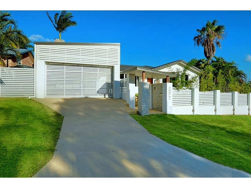 15 Von Nida Street, Parkwood QLD 4214