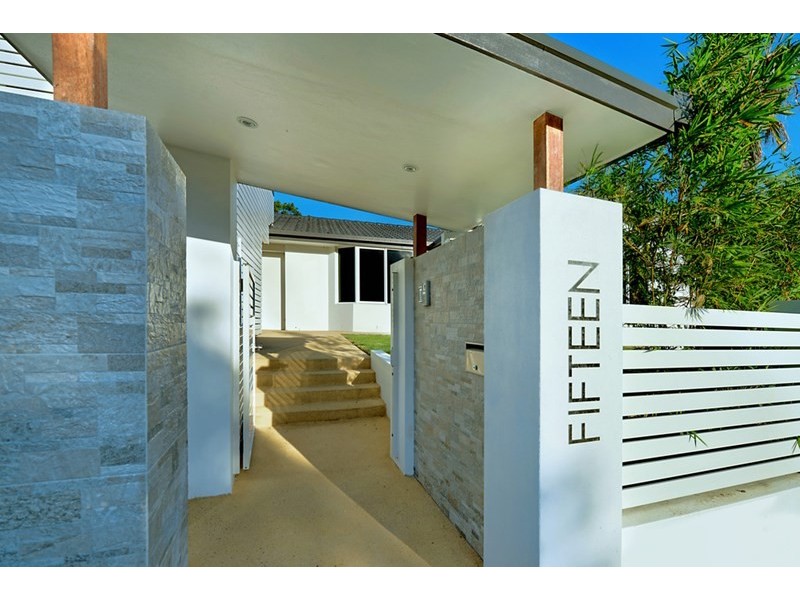 15 Von Nida Street, Parkwood QLD 4214