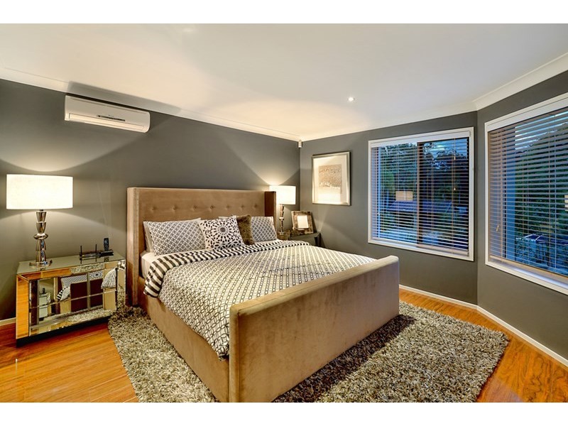 15 Von Nida Street, Parkwood QLD 4214