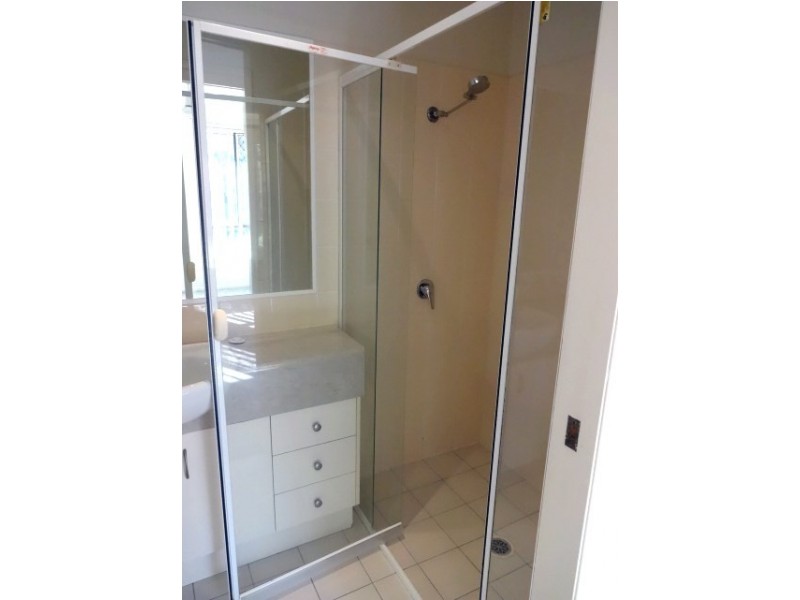 35/20 Brown Street, Labrador QLD 4215