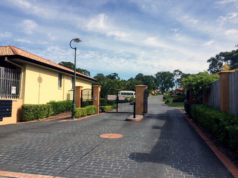 35/20 Brown Street, Labrador QLD 4215