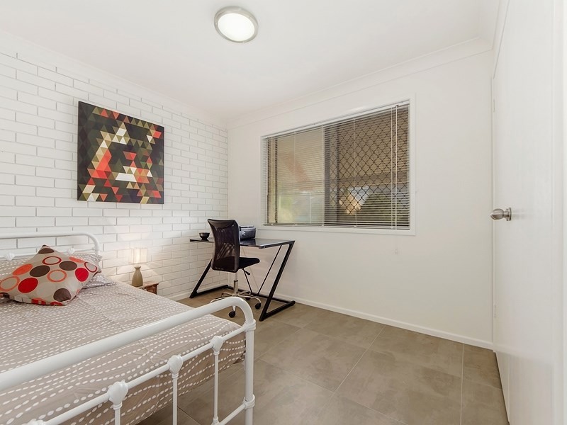 2/3 Orvieto Avenue, Mermaid Waters QLD 4218