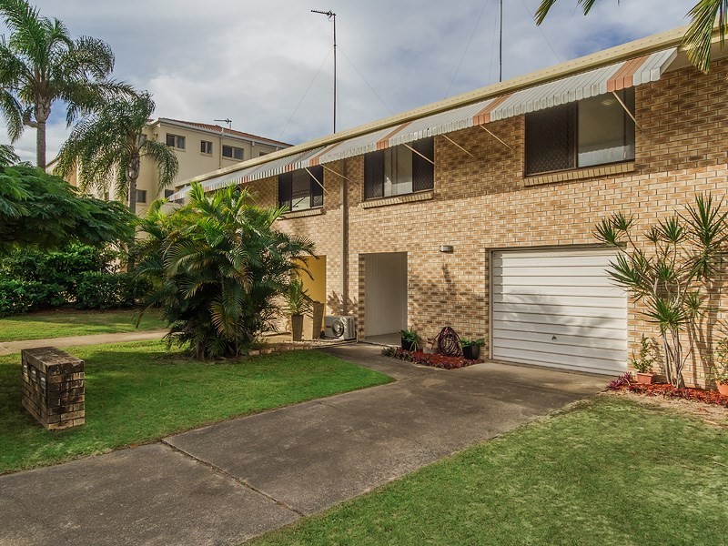 2/3 Orvieto Avenue, Mermaid Waters QLD 4218