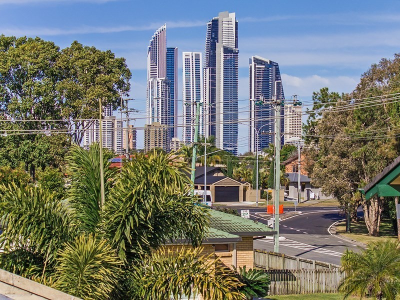 1/4 Mason Street, Southport QLD 4215