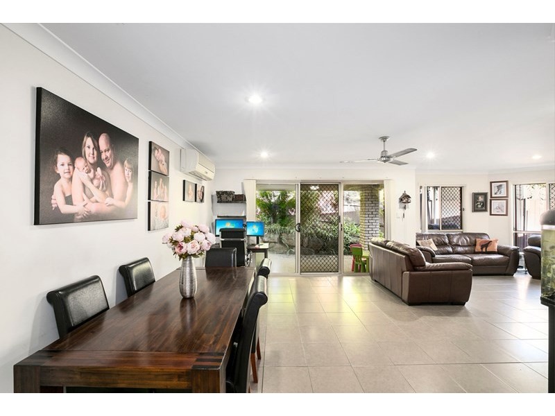 2/10 Jasmine Circuit, Ormeau QLD 4208