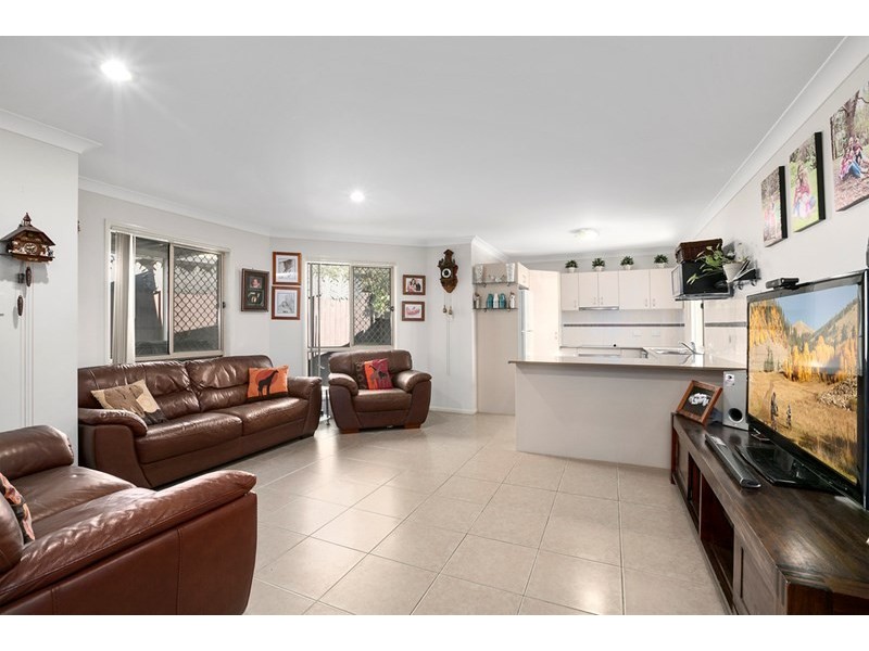 2/10 Jasmine Circuit, Ormeau QLD 4208
