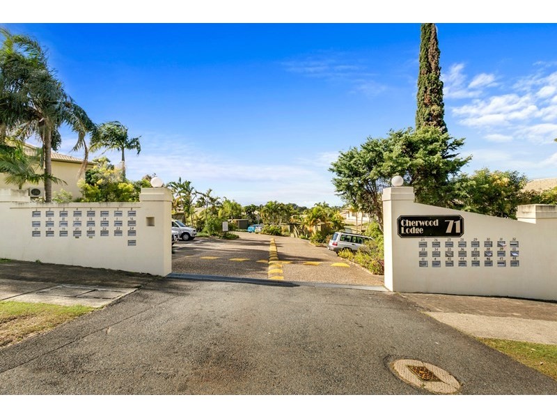 27/71 Olsen Avenue, Labrador QLD 4215