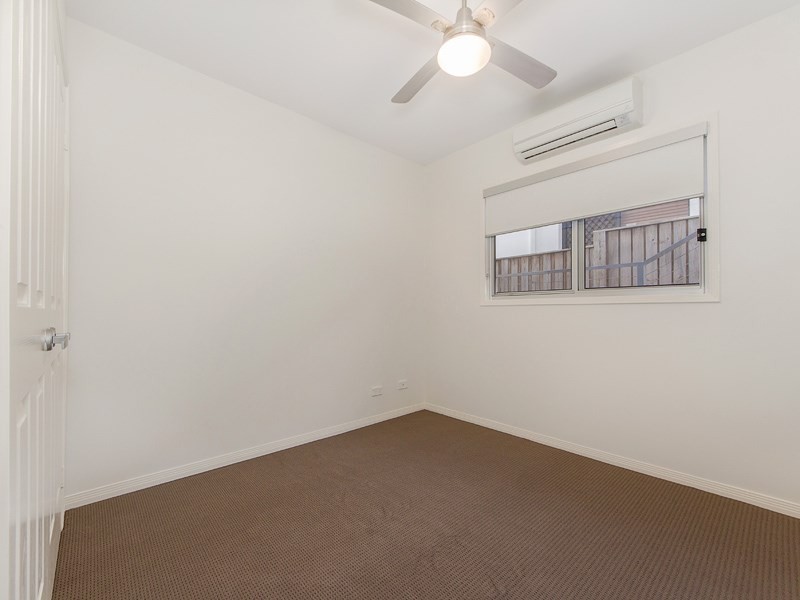 1/8 Walton Street, Southport QLD 4215