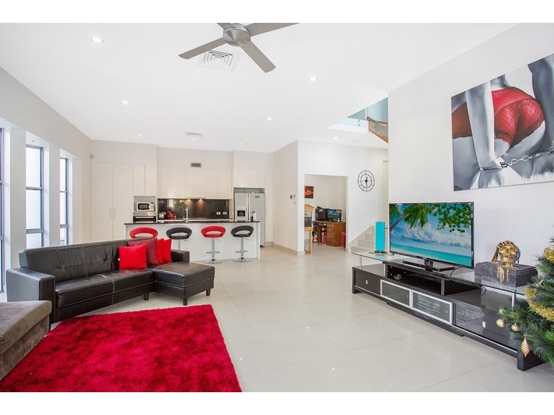 1 Mal Burke Street, Southport QLD 4215