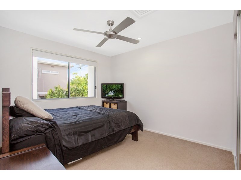 1 Mal Burke Street, Southport QLD 4215