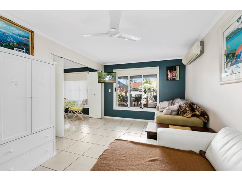36 Ainsley Avenue, Ashmore QLD 4214