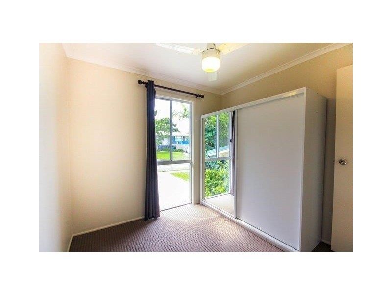 54 Woomera Crescent, Southport QLD 4215