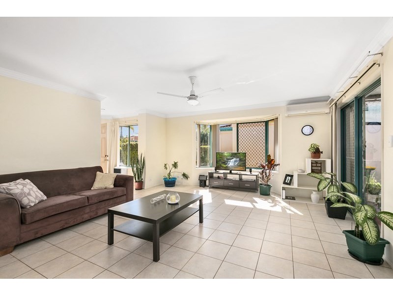 7/222 Central Street, Labrador QLD 4215