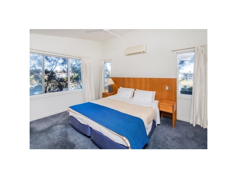 Villa 4504 ‘Couran Cove’ Brady Street, South Stradbroke QLD 4216