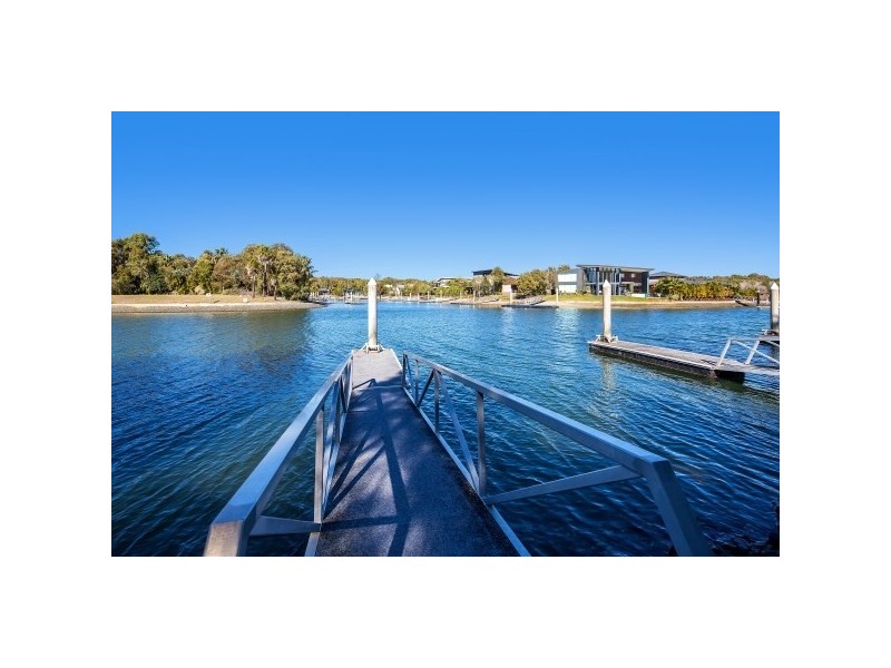 Villa 4504 ‘Couran Cove’ Brady Street, South Stradbroke QLD 4216