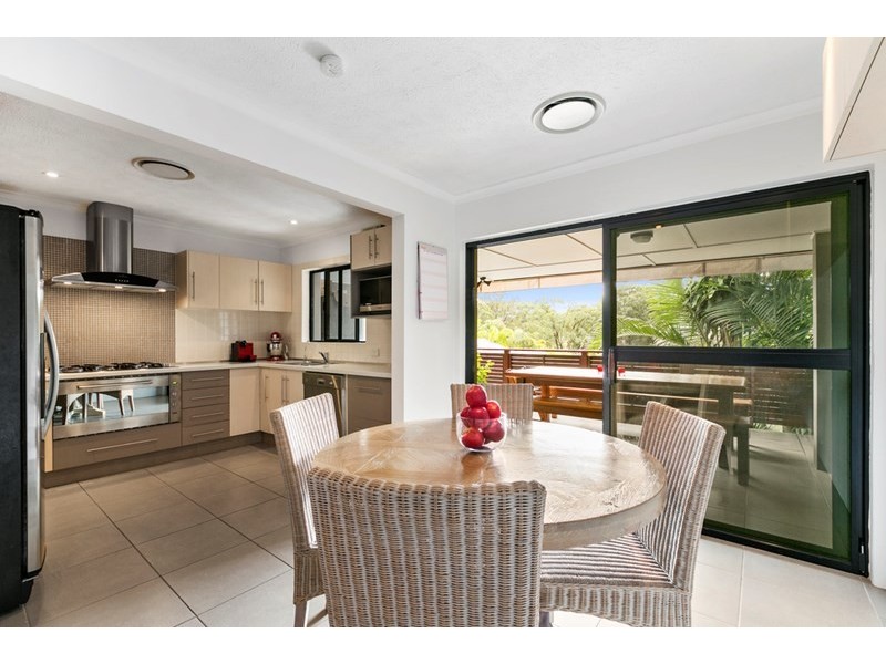 9 Nakina Street, Southport QLD 4215