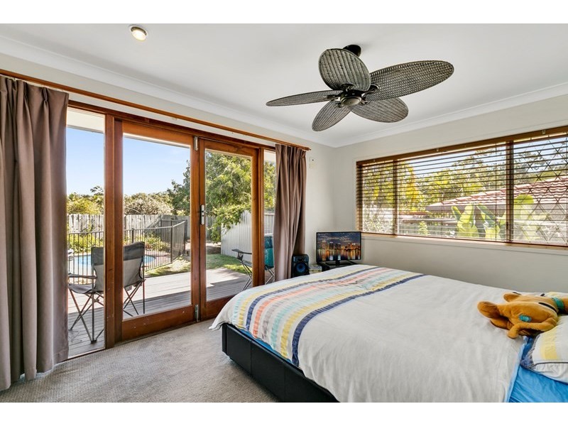 5 Wallace Street, Southport QLD 4215