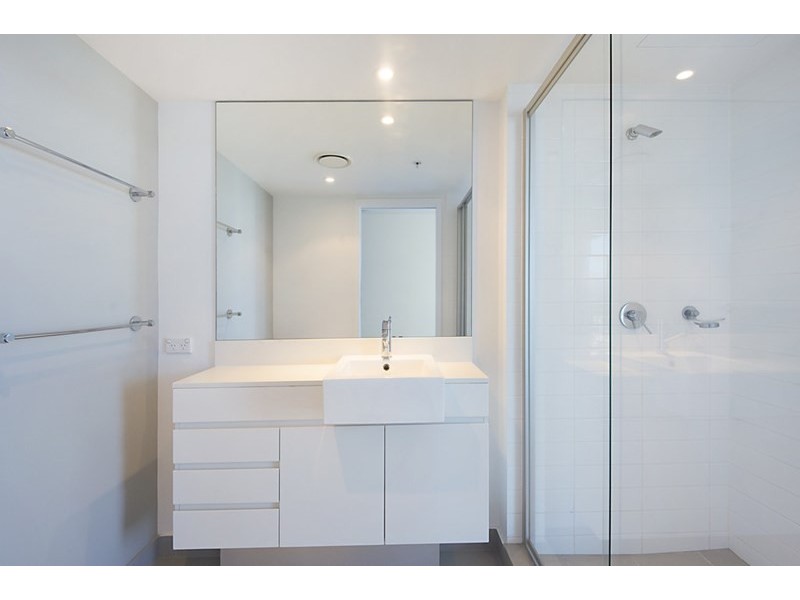 22004/5 Lawson Street, Southport QLD 4215