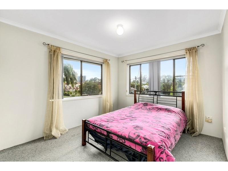 4/5 Andrews Street, Southport QLD 4215