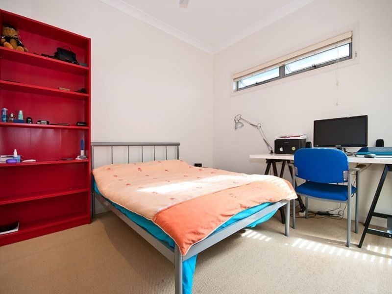 1/81 Pohlman Street, Southport QLD 4215