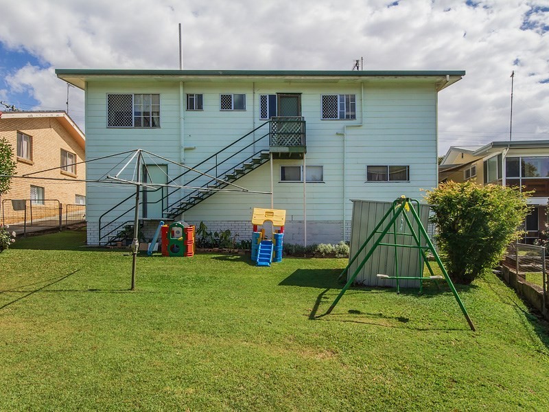 54 Alicia Street, Southport QLD 4215