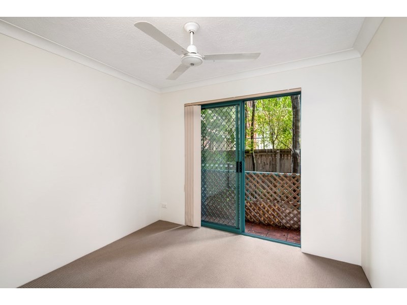 31/45 Pohlman Street, Southport QLD 4215