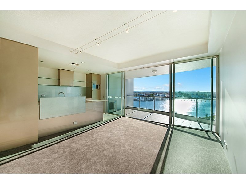 14/40 Riverview Parade, Surfers Paradise QLD 4217