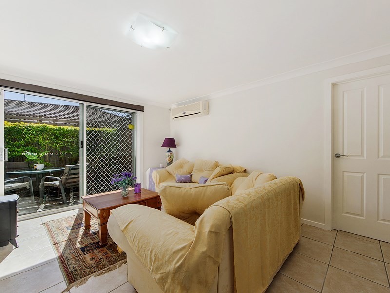 51 Lambros Drive, Benowa QLD 4217