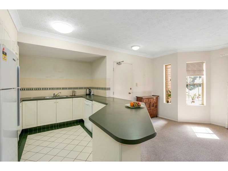 14/53 Bauer Street, Southport QLD 4215