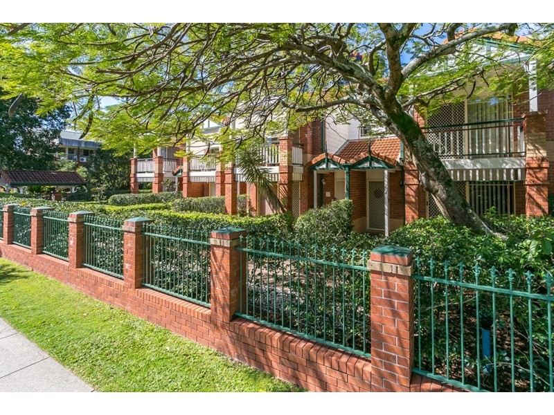 14/53 Bauer Street, Southport QLD 4215