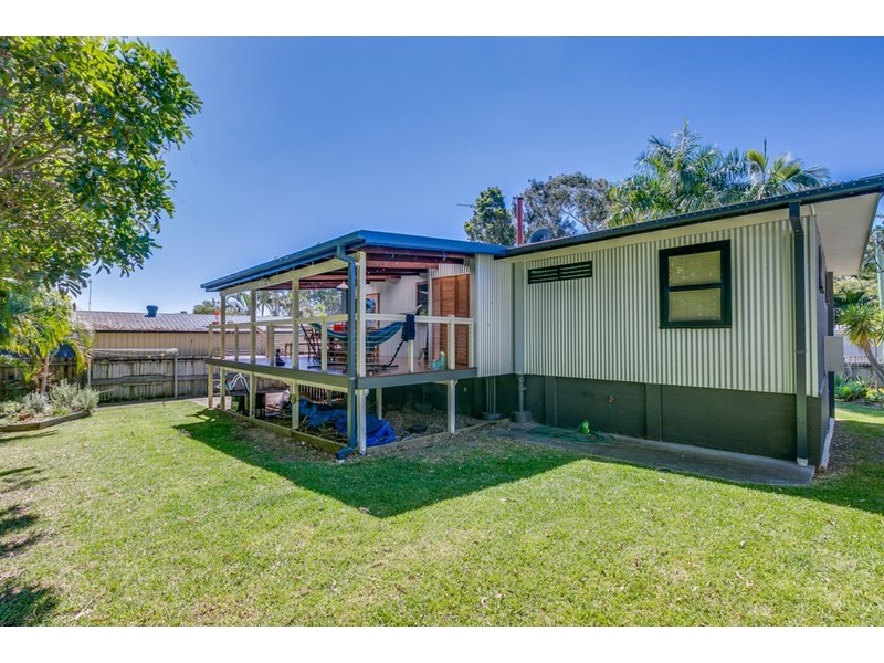 12 Nesbit Street, Southport QLD 4215