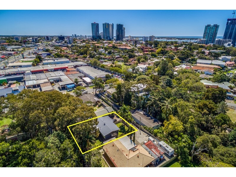 12 Nesbit Street, Southport QLD 4215