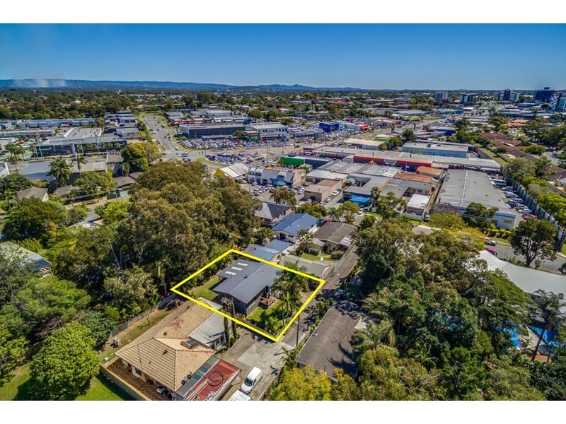 12 Nesbit Street, Southport QLD 4215