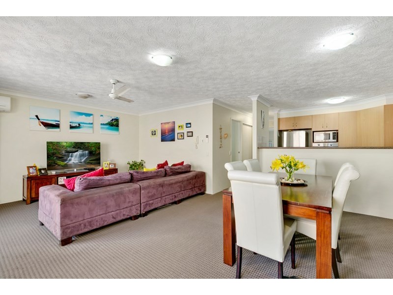 27/16 Sykes Court, Southport QLD 4215